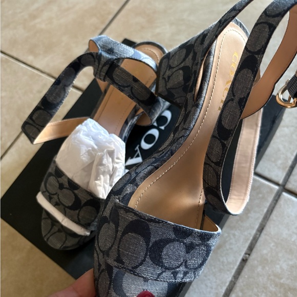 Coach Women's Black and Gray Heels - Picture 2 of 4